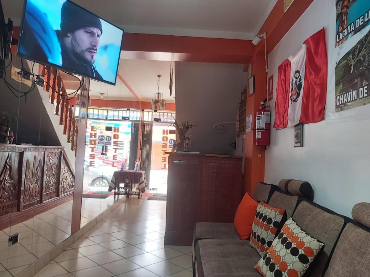 Lhotse Hostel B&B 瓦拉斯 外观 照片