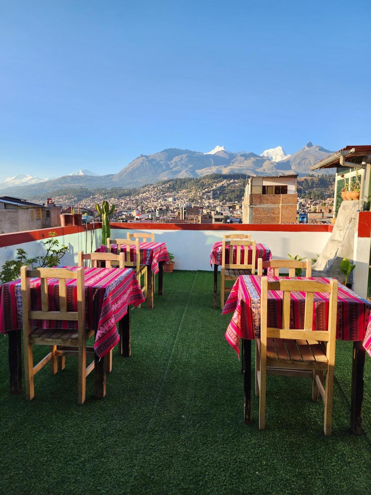 Lhotse Hostel B&B 瓦拉斯 外观 照片